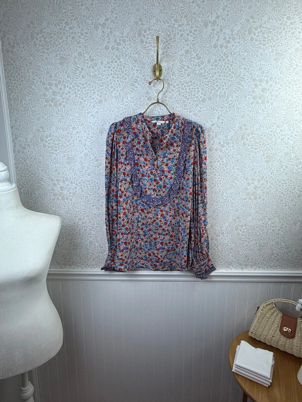 BODEN Red Floral Brightly Colored Printed Ruffle Bib Popover Blouse - Size - 4